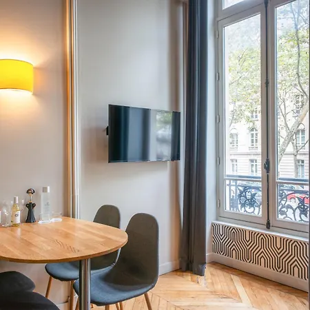 Helzear Champs-elysees Hotel 4*