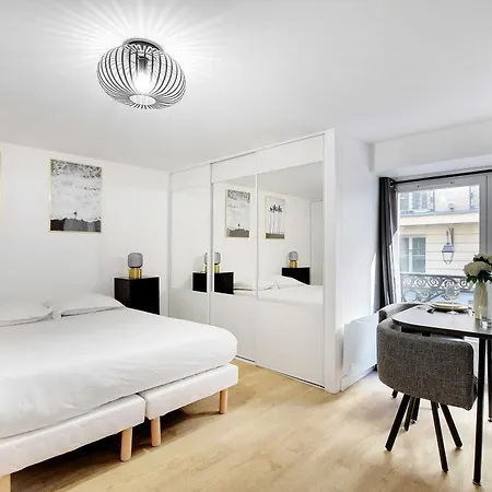 Cosy In The Heart Of Opera Apartment Paris