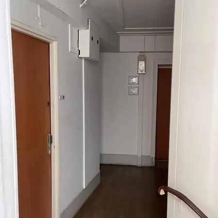 Gare Du Nord Apartment