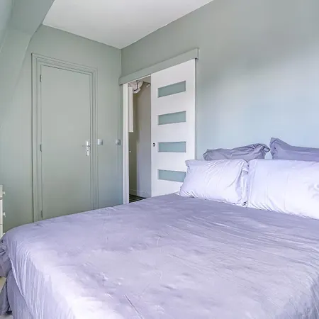 F2 Parisien - Pere Lachaise Apartment