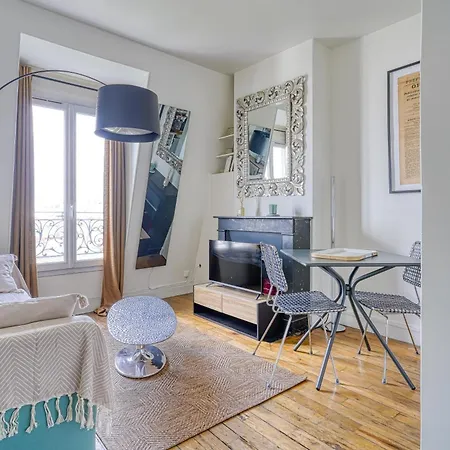 F2 Parisien - Pere Lachaise Apartment *