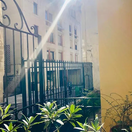 Elegant Flat In The Historic Center Of Apartment *