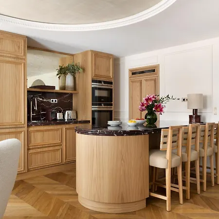 Highstay - Luxury Serviced - Place Des Victoires Apartment
