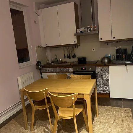 Private In Paris13 Homestay