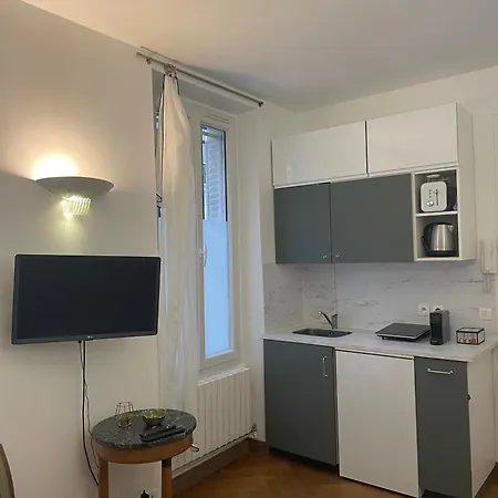 Charmant Studio Hyper Centre Paris, 7 Min Du Louvre Apartment *