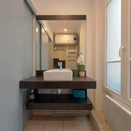 Apartment Nice Modern Studio Near The Eiffel Tower