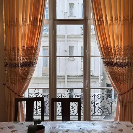 Appartement Grand Proche Champs Elysees