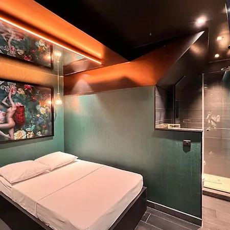 Nuit Insolite Au Love Be You Avec 1h De Jacuzzi Plus 1h De Love Et Nuit Au Be You