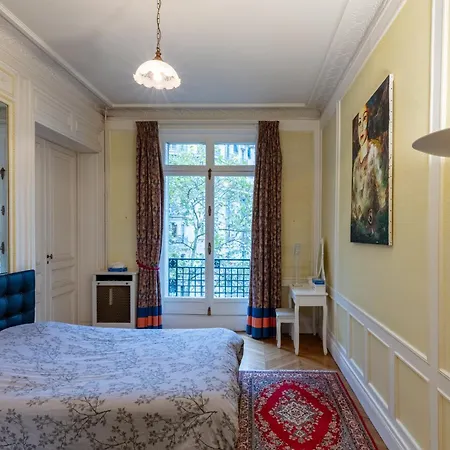 Avenue Niel - Spacieux Apartment