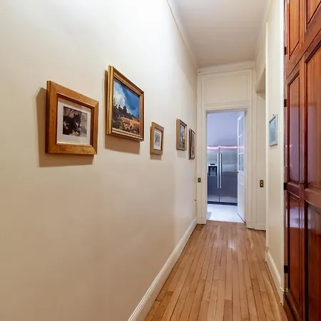 Apartment Avenue Niel - Spacieux