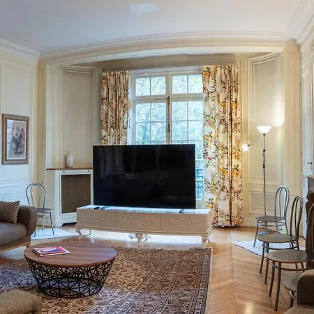 Avenue Niel - Spacieux Appartement Paris