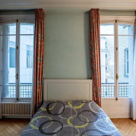 Appartement Avenue Niel - Spacieux Paris