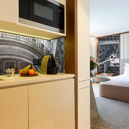 Hotel La Clef Tour Eiffel By The Crest Collection
