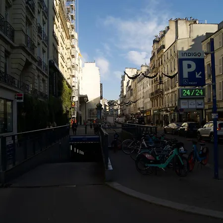 Cosy 2 50m2 Parisian Classic Flat - Passy, 16th Arrondissement, Near Eiffel Tower Apartment