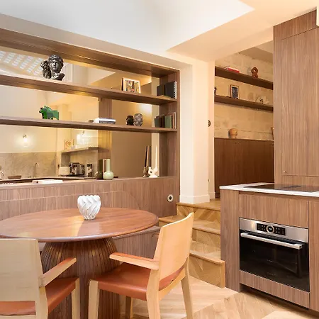 Oniri - Serviced Eiffel Tower - Rue D'augereau Apartment