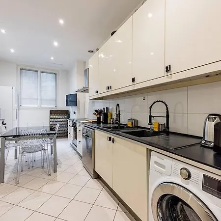 Amazing Apartment#4bedrooms#paris 16#victor Hugo Apartment Paris