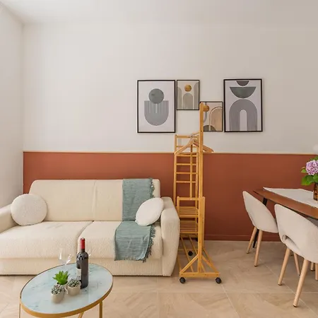 Calm And Cozy Flat - Location * Parijs