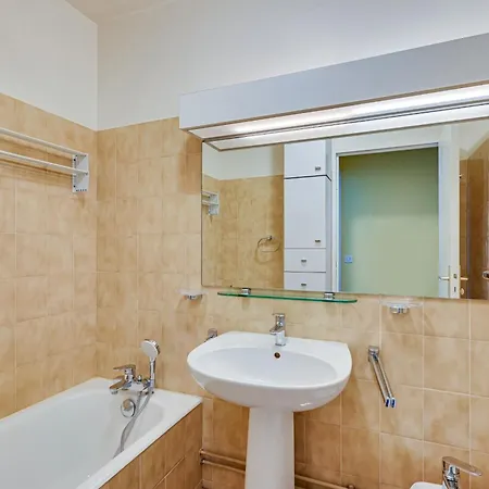 Appartement Cosy 1 Bedroom 15 Parijs