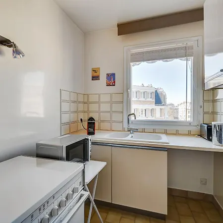 Cosy 1 Bedroom 15 Parijs