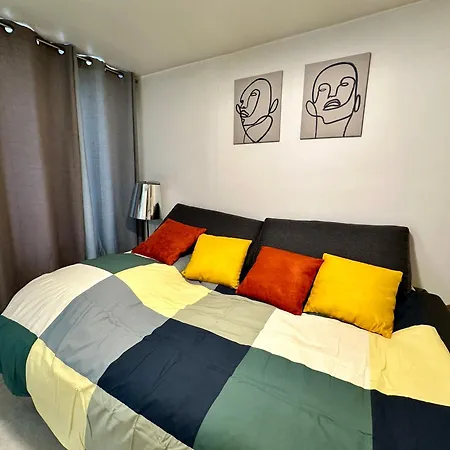 Apartman Marais Near Louvre Museum Ecouffes