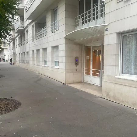 Apartment Trois Pieces Sur Parc De La Terrasse Et Vues *