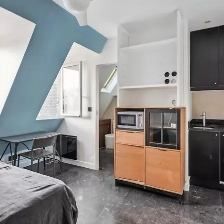 Fantastic Au Coeur De Paris, A 2 Minutes Du Musee D'orsay Habitación en casa particular París