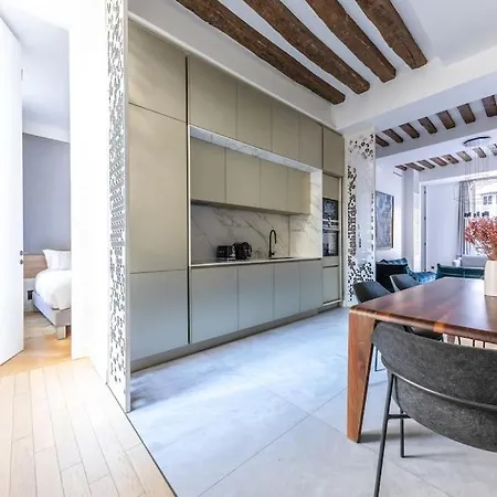 Chic 2-bedroom Haven *