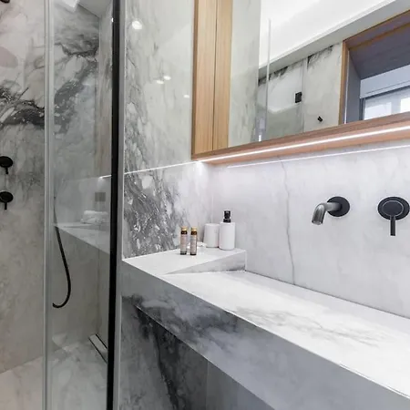 Chic 2-bedroom Haven Paris