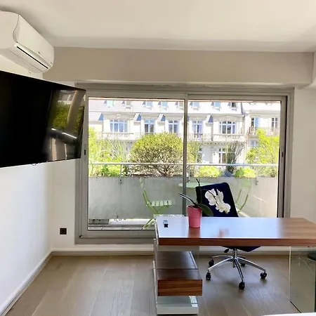 Duplex Familial Tour Eiffel *