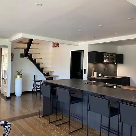 Duplex Familial Tour Eiffel Apartment