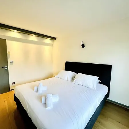 Duplex Familial Tour Eiffel Apartment Paris