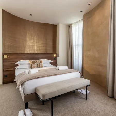 Hotel Le Monsieur By Sweett 4*