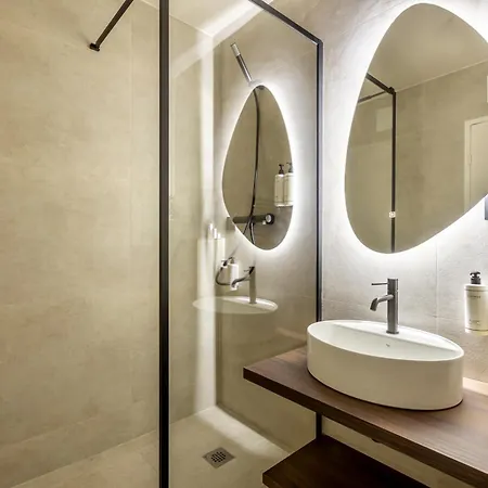 Le Monsieur By Sweett 4* Paris