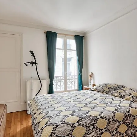 Confort Moderne Pres Montmartre Apartment