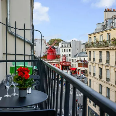 Moulin Rouge Balcony Apartamento París