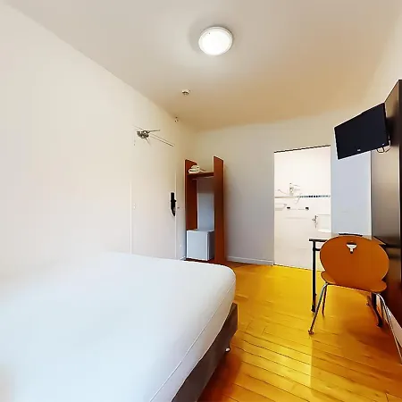 De Ménilmontant Hotel 3*
