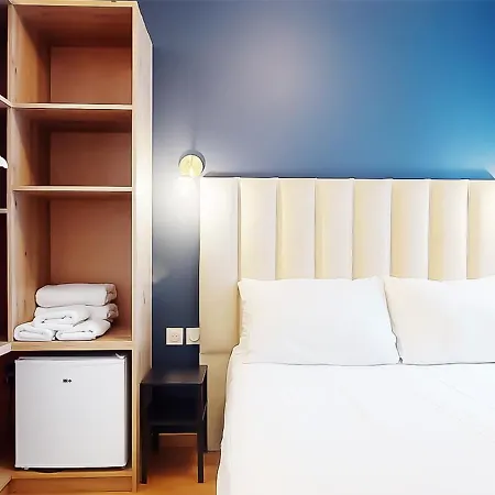 De Ménilmontant Hotel Paris