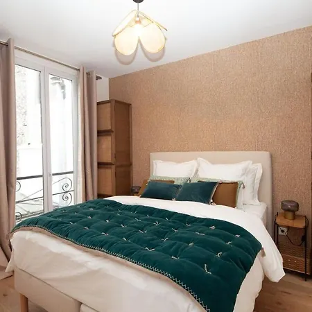 15 - Tour Montparnasse - Bd Pasteur - 2 Pieces *