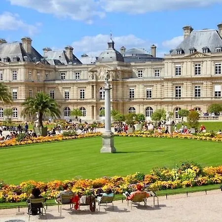 Entierement Renove Au Coeur De * París