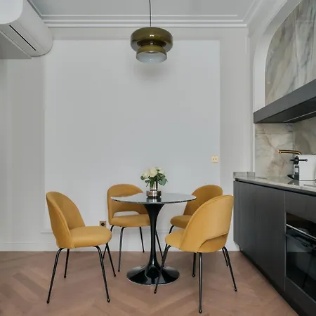 Aparthotel Nestay Les Halles