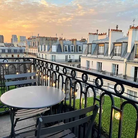De Charme, Terrasse Et Vue Tour Eiffel Apartment *