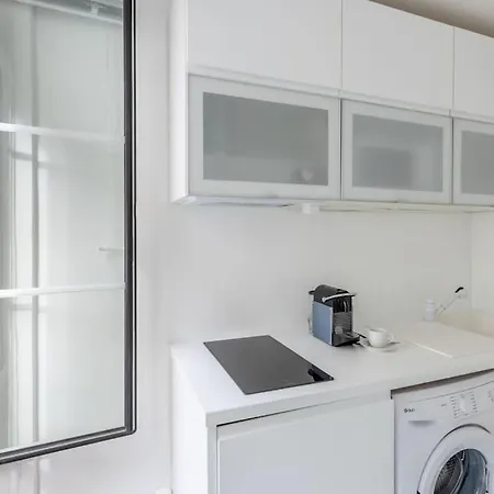 Le Longchamp 16 Eme, New And Perfectly Located Apartment