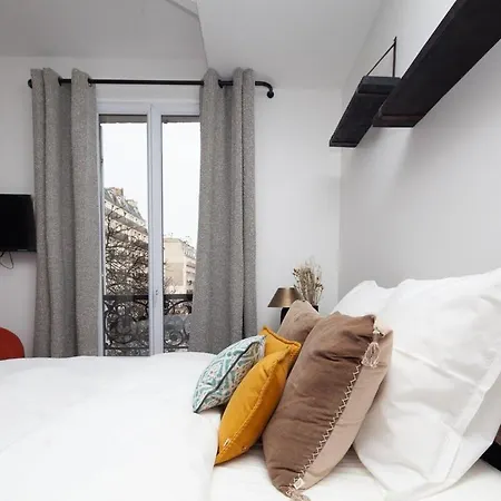 Apartment 15 - Tour Montparnasse - Bd Pasteur - 2 Pieces