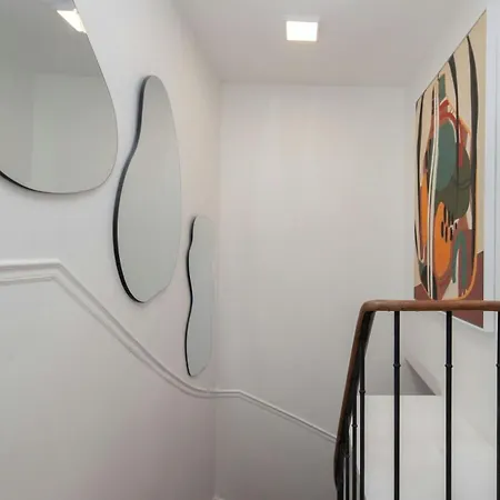 15 - Tour Montparnasse - Bd Pasteur - 2 Pieces Apartment *