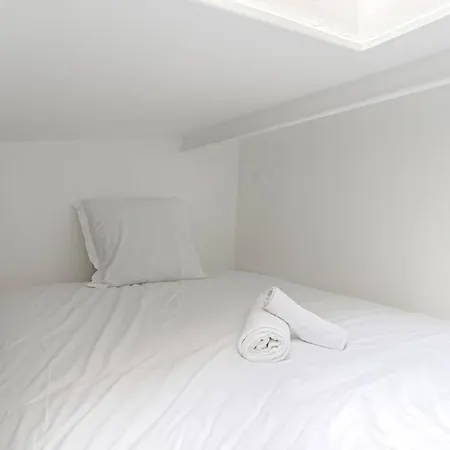 Apartment Charming Batignolles 6p Paris