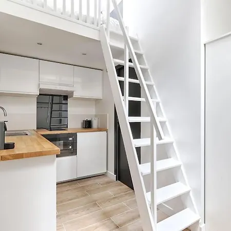 Apartment Charming Batignolles 6p Paris