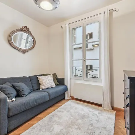 Apartment Eiffel Tower & Des Invalides - 1br - Cityapartmentstay Paris