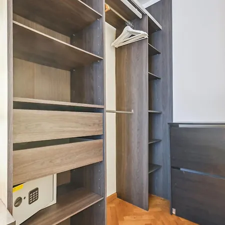 Apartment Eiffel Tower & Des Invalides - 1br - Cityapartmentstay