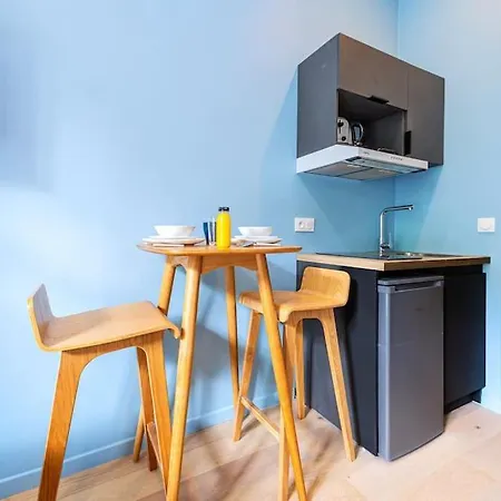 Magnifique Confortable A 17eme - Ii Apartment