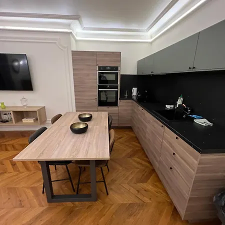 Appartement Private - Champs-elysees *